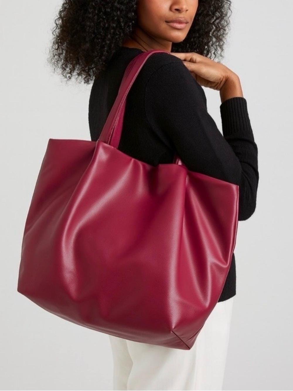 🔥🔥🔥 Neiman Marcus Faux Leather Plum Tote NEW